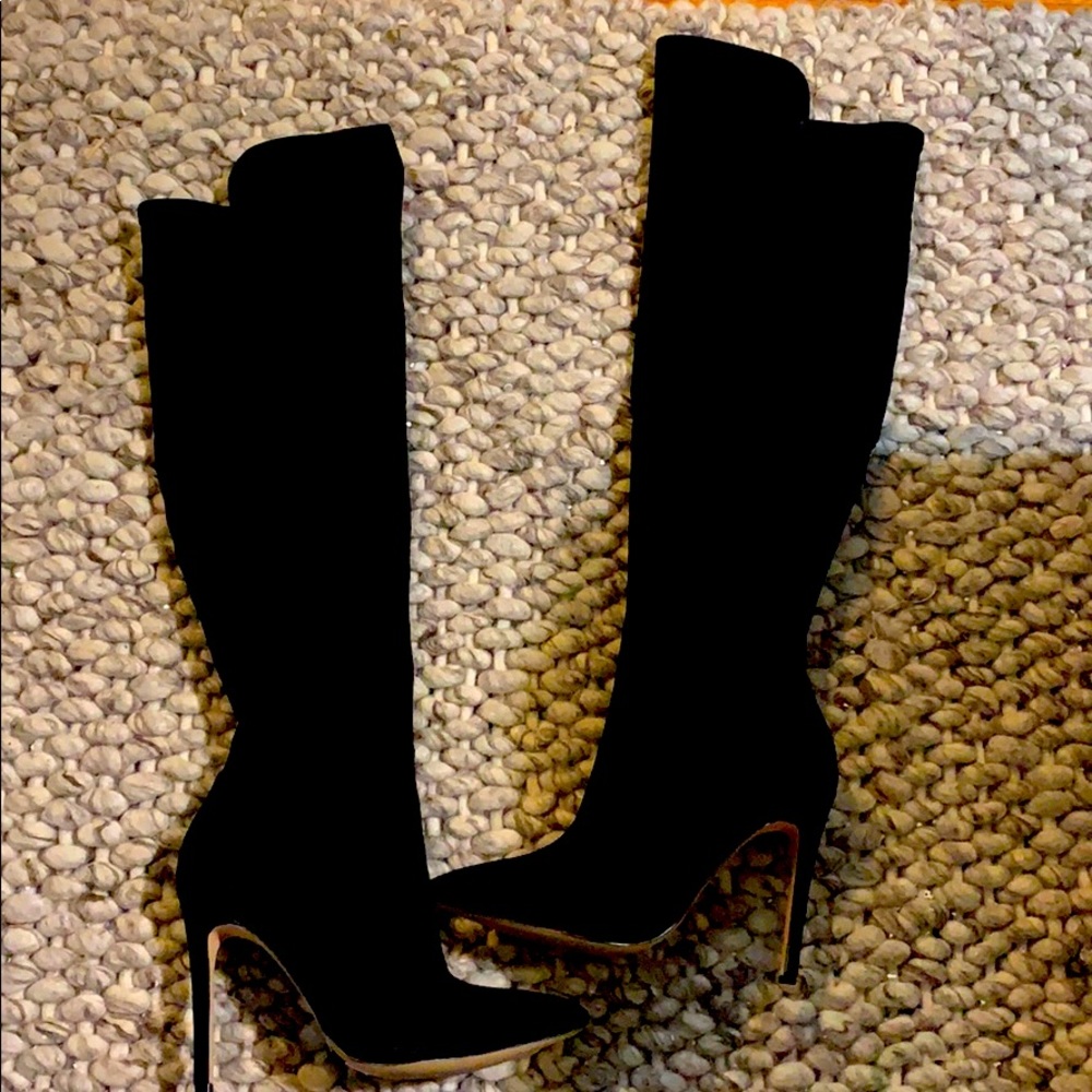 Also high boots